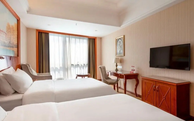 Vienna International Hotel QiandengLake