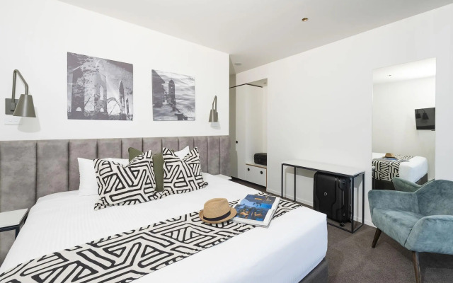 Oaks R Suites Geelong