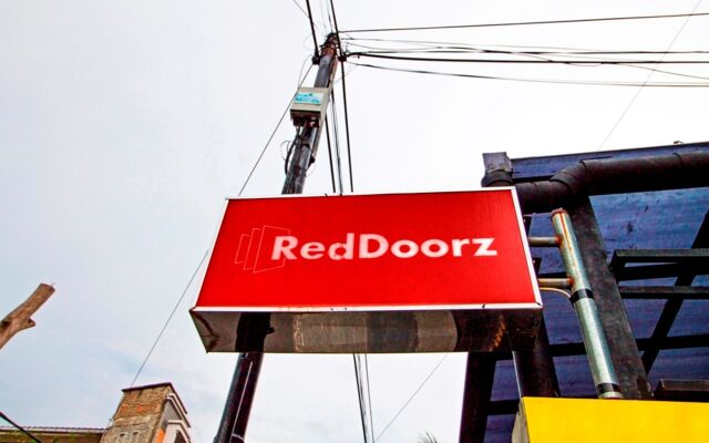 RedDoorz @ Salemba Raya