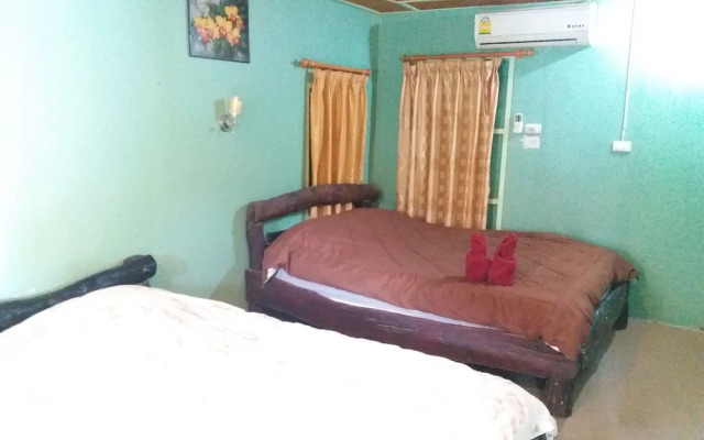 Praw Fan Resort