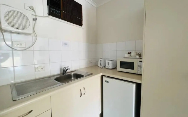 Unwind Glenelg Studio Apartment no 31