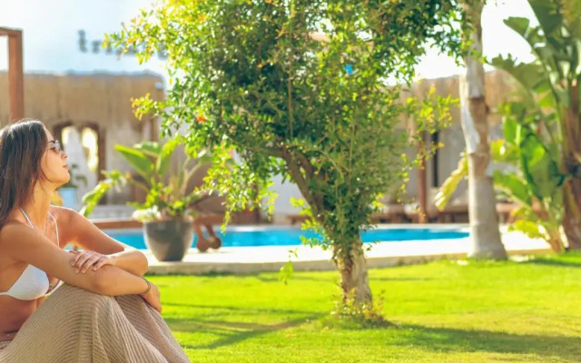 Triangulo Hotel Alacati (Adults Only +12)