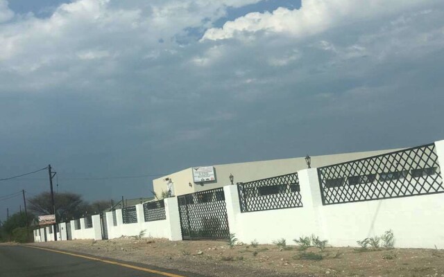 Eagle Suites Guest House