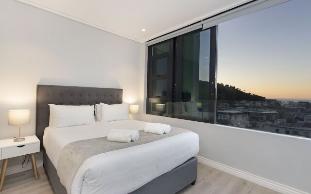 16 On Bree Unit 2117