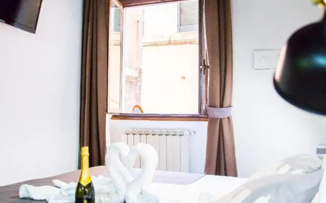 Do-Do Navona Suites