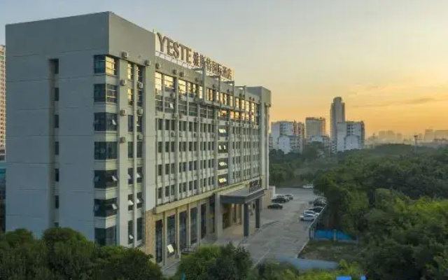Yeste International Hotel (Nanning Zoo Guangxi University)