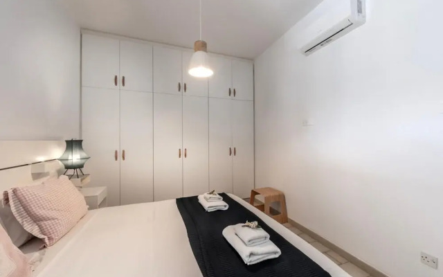 Protaras H2O Seafront Suite