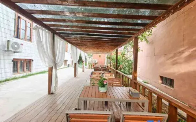 Yining Kajiasa Homestay