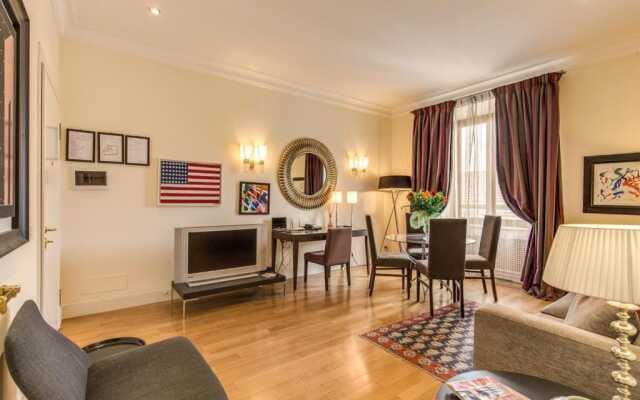 Via Napoli apartment