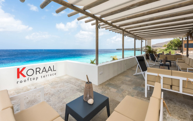 Coral Estate Luxury Resort