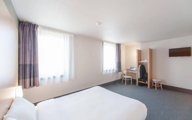 B&B HOTEL Toulon Ollioules