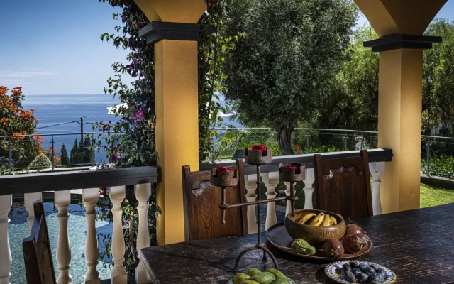 Quinta Girassol by Our Madeira