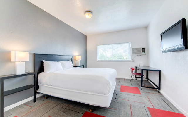 Downtowner Boutique Hotel