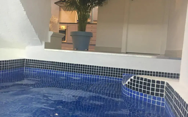 Apartamento Ducal deluxe 1ª linea con piscina