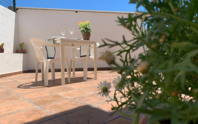 A Estrenar Preciosa Suite-Céntrico-Con Jardín y Porche