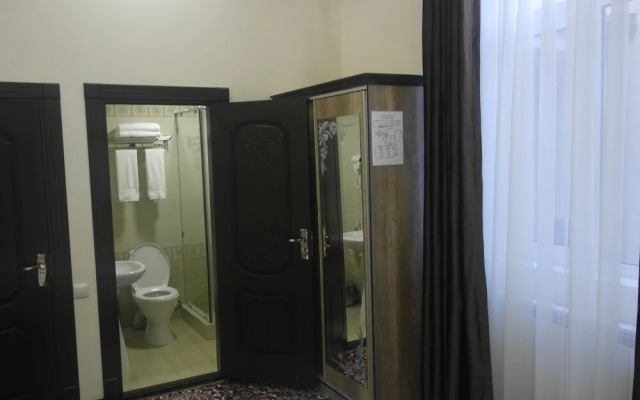 Orient Star Hotel