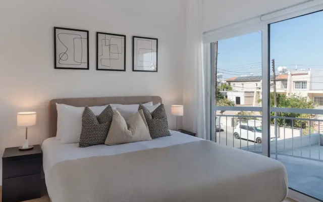 Phaedrus Living: City Breeze Residences Finesse