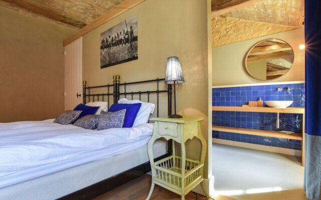 Plush Mansion on a High-end Property in Saint-germain-de-belvès With Pool