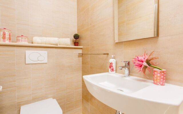 Top of the Tops Center Apartments - extra clean air