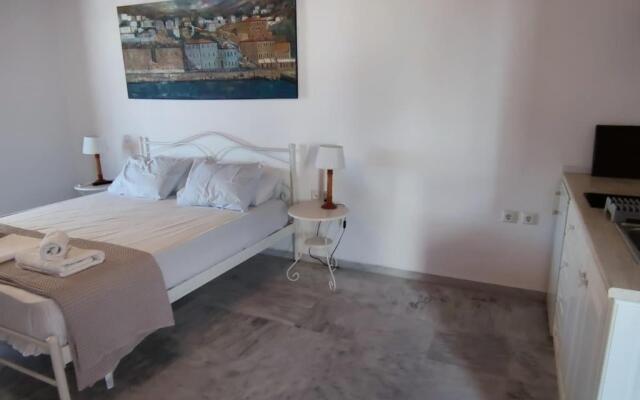 Sunset Studio - Hydra Dream Houses