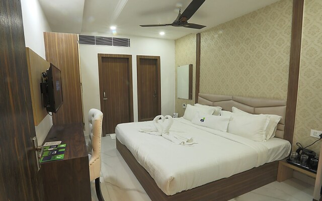 Hotel A Star - 50 Meter from Golden temple