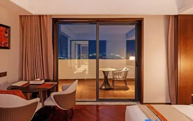 HOWARD JOHNSON BY WYNDHAM TK Phnom Penh