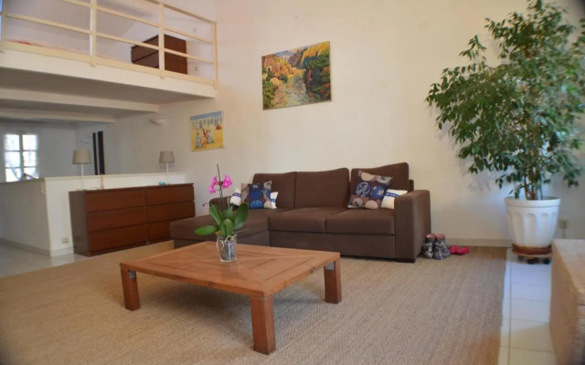 Studio loft avec terrasse centre historique