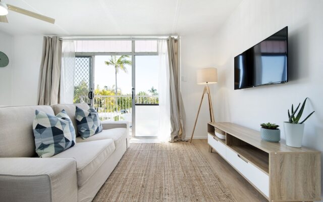 Ventura Beach Motel - 1 Bedroom Unit 8