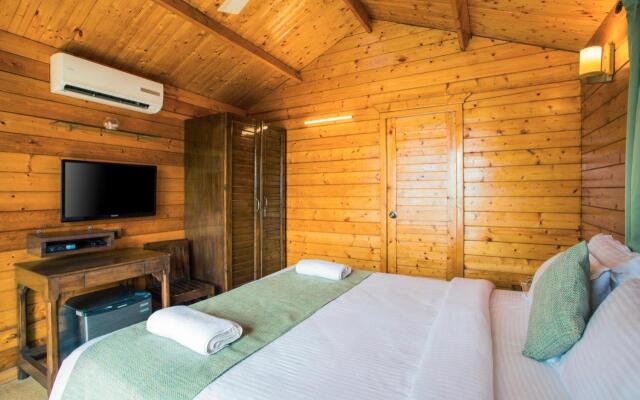 Antares Beach Resort