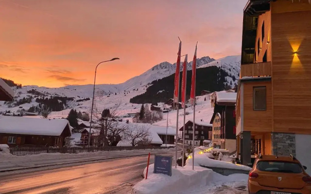 Mountain Lodge Sedrun
