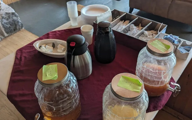 Hotel La Roche Pleureuse