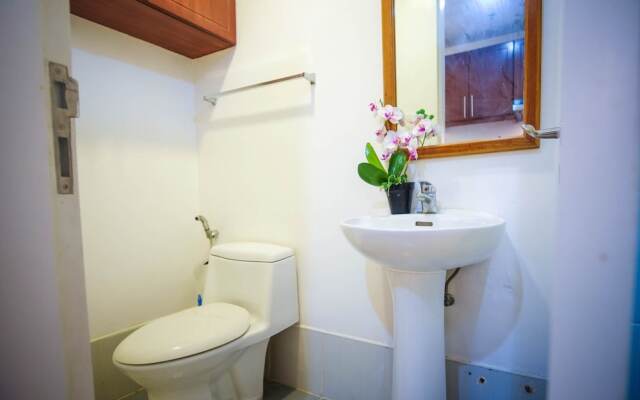 SR Vacation Rental - The Persimmon Condominium