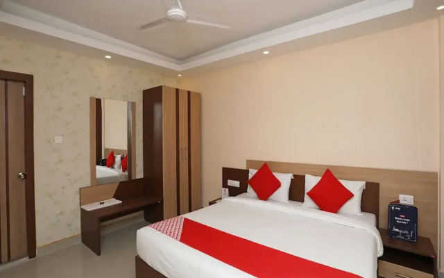 OYO 17418 Hotel Pipul