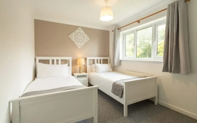 Host Stay Lingwood Park