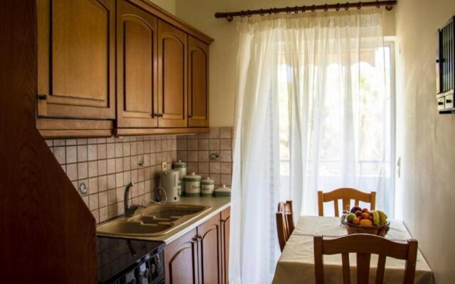 Eva's House 2 Bedroom Apartment in Rethymno