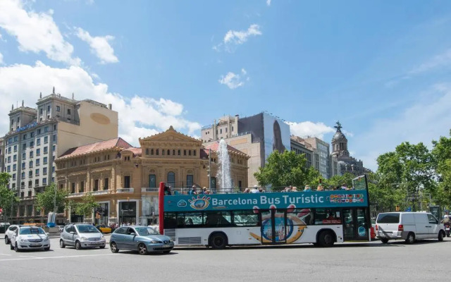 Fewdays Barcelona Apartments