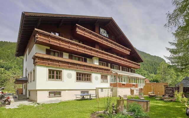 Hotel Monika & Montafon Chalets