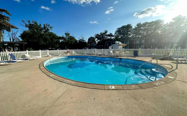 Clarion Hotel Lebanon-Hershey East