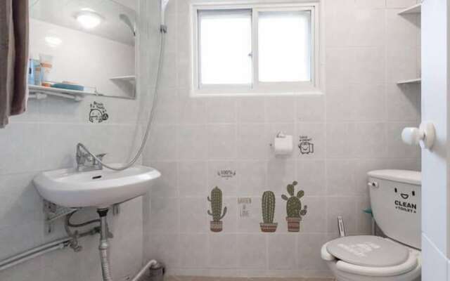 Kiki House 2 Hongdae Stn