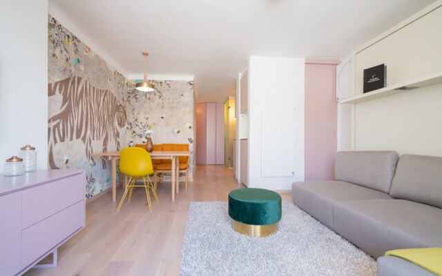 Vienna Residence Stylish apartment with terrace and air conditioning near the Vienna opera and Karlsplatz