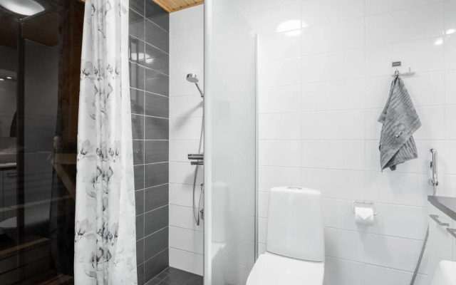 Modern apartment with sauna and free parking