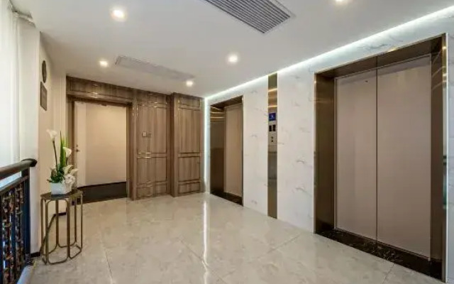 Super 8 Hotel Premier  (Xiamen Railway Station)