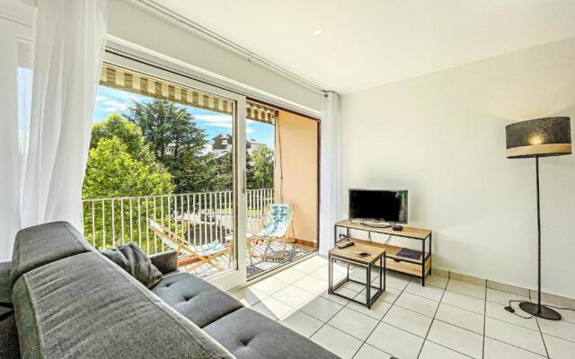 Annecy 1 Bedroom Apt with Balcony