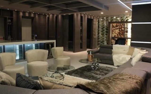 Hotel Paris Luxury Suites