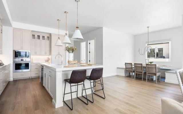 Beachcomber Bliss 8 Bedroom Townhouse