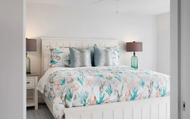 Pelicans Roost 305 2 Bedroom Condo