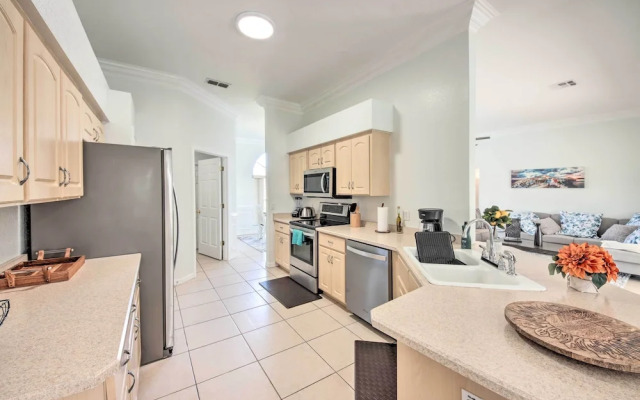 Pool & Fenced Yard: Sebring Retreat