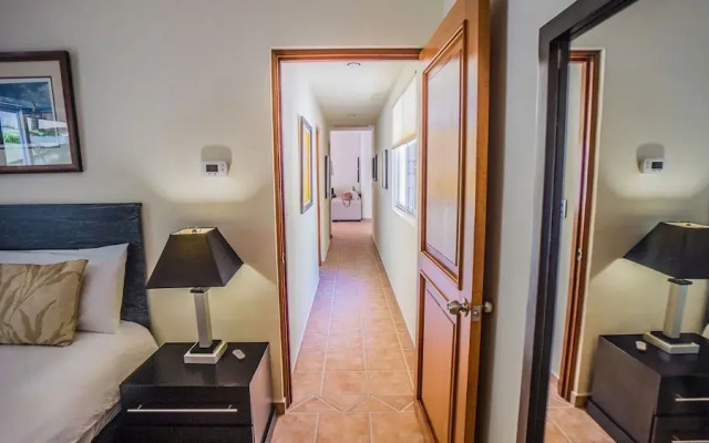 Romanina 1 Condo in the Heart of Playa del Carmen by Redawning