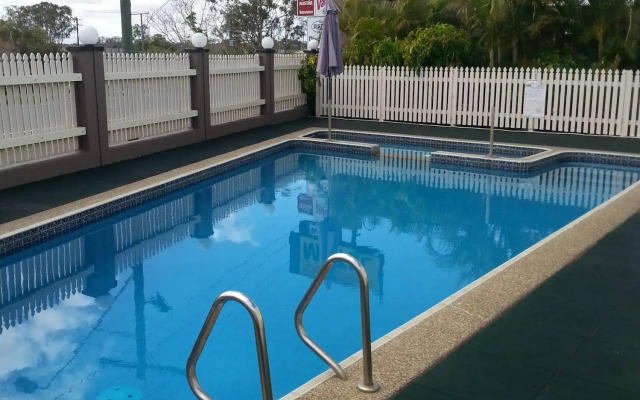 Golden Fountain Motel