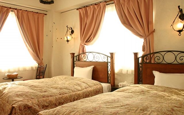 Arabian Art Hotel & Gallery